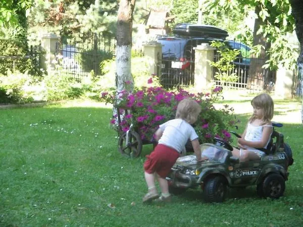 ホームステイ Zielona Oaza