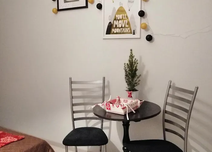 ホームステイ Zielona Oaza ポラニツァ・ズドゥルイ